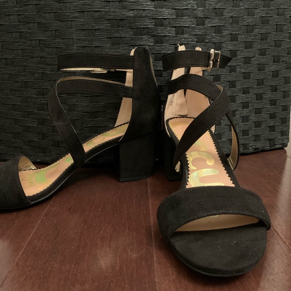 Women’s heels - Picture 3 of 4